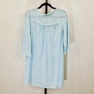 VTG Shadowline Blue Knee Length Gown Snaps in Back SZ Small Made in USA